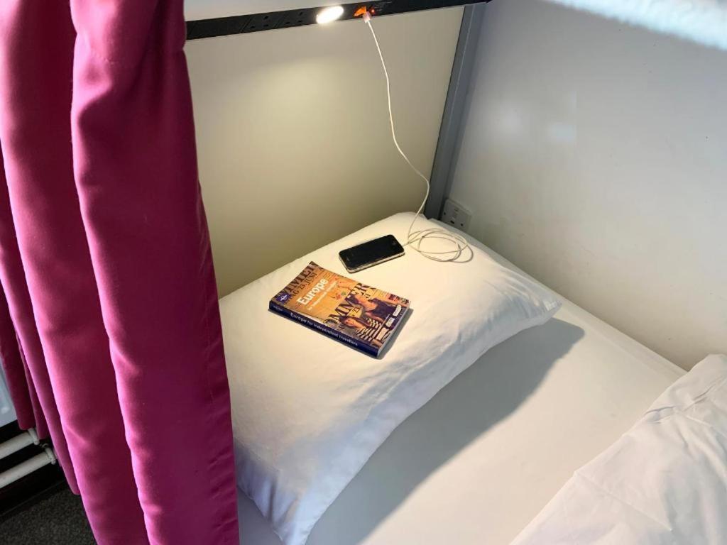 Kinlay Hostel Eyre Square غالواي المظهر الخارجي الصورة